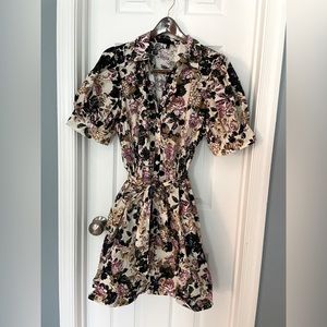 Who What Wear floral dress with puffy sleeves and fabric belt